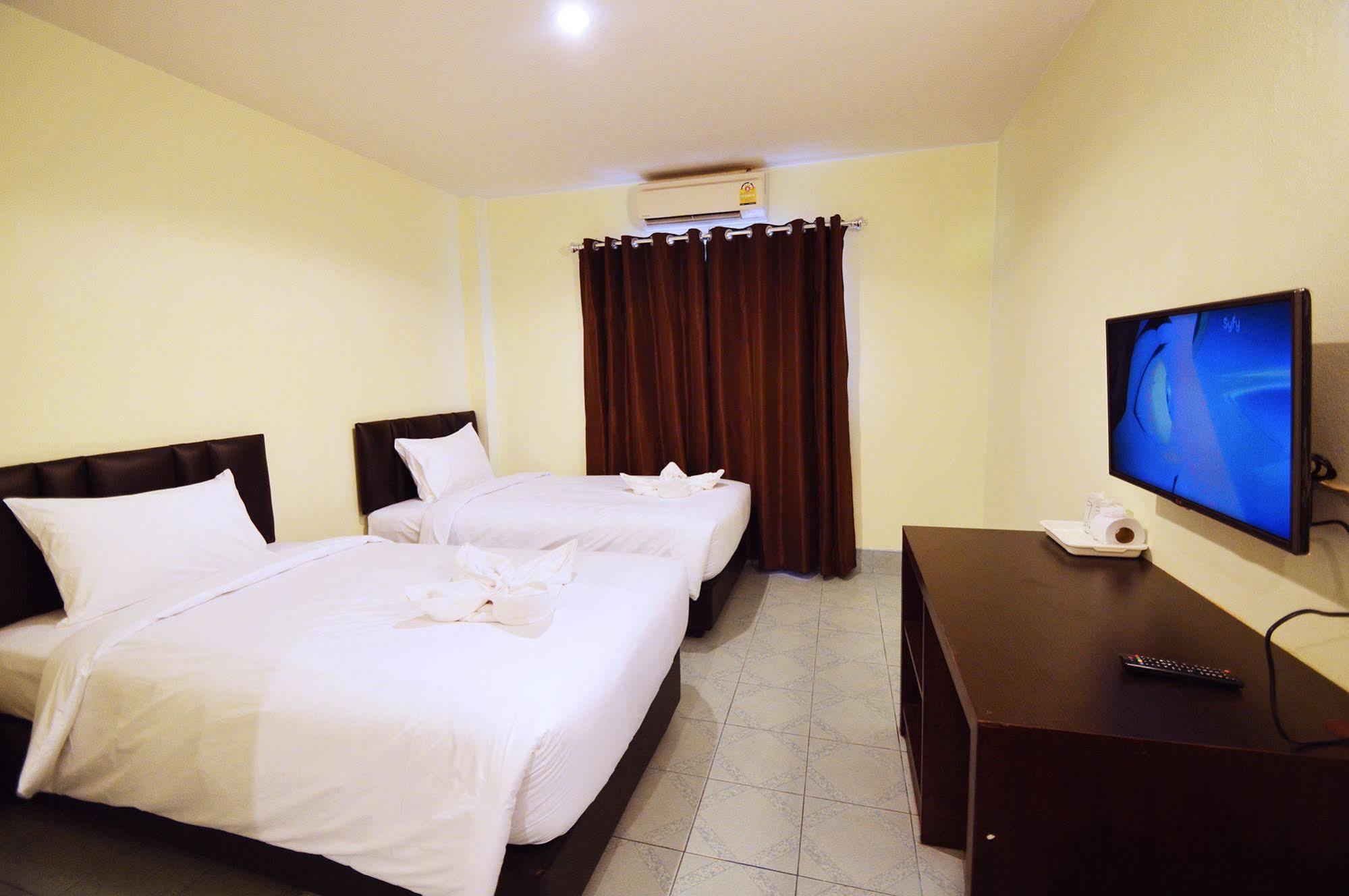 Hotel Paripas Express Patong Exteriér fotografie